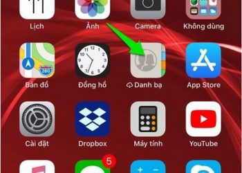 xoa-danh-ba-tren-iphone-15